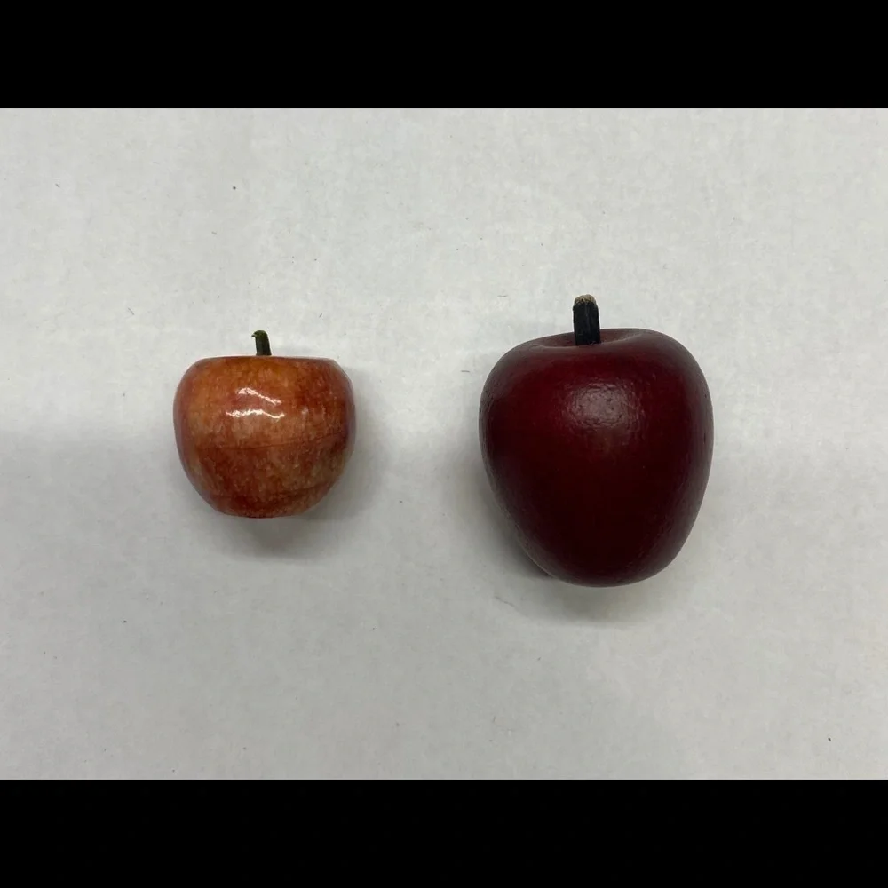 TABLEAU All About APPLES 14 curated vintage items